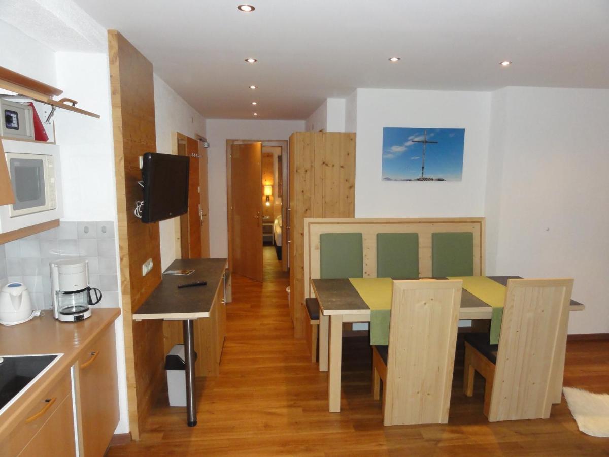 Apartmán Haus Raetia Serfaus Pokoj fotografie